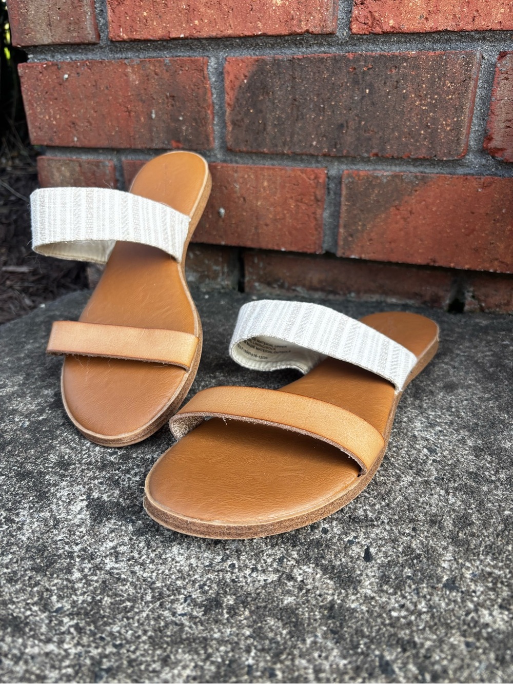 Universal Thread Tan Slide Sandals with Cream Straps